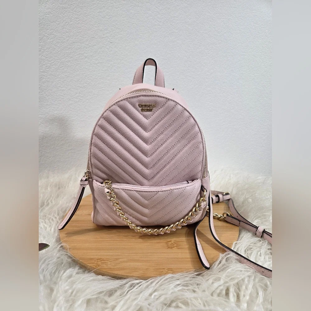 VICTORIA'S SECRET Pink V-Quilt City Mini Chain Zip Faux Leather Casual Backpack